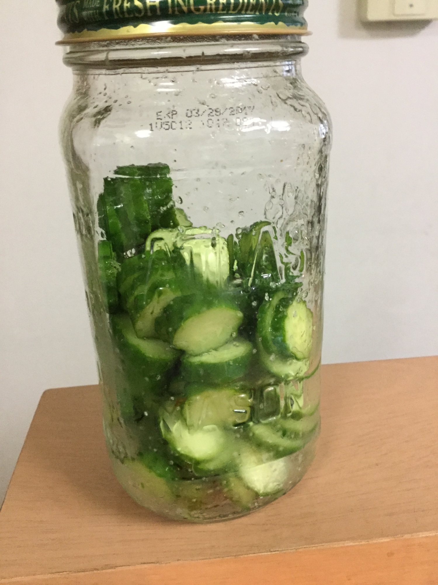 究極シンプルな作り置き、きゅうり漬け