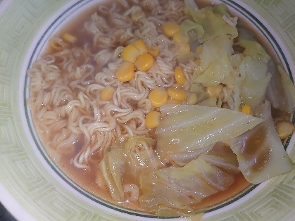 バターコーンキャベツラーメン