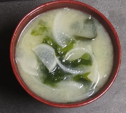 こんにちは〜まだまだ寒い毎日、温かいお味噌汁でホッとしました(*^^*)レシピありがとうございます。