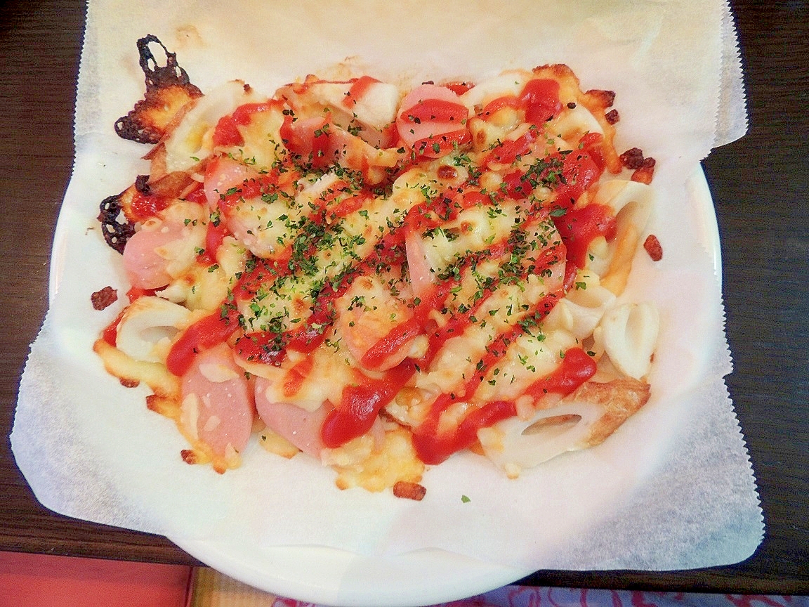 ちくわと魚肉ソーセージのチーズ焼き