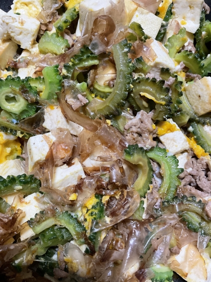 お肉のうまみ引き立ちます☆ひき肉のゴーヤチャンプル