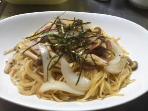 しめじと玉ねぎとベーコンの和風パスタ レシピ 作り方 By Aqua 楽天レシピ