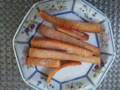 sweetちゃん
此方も今送ろうと思って♥️
おやつにサクサクで
美味しかったです♪
食パンプレート同じで
嬉しいです⤴️