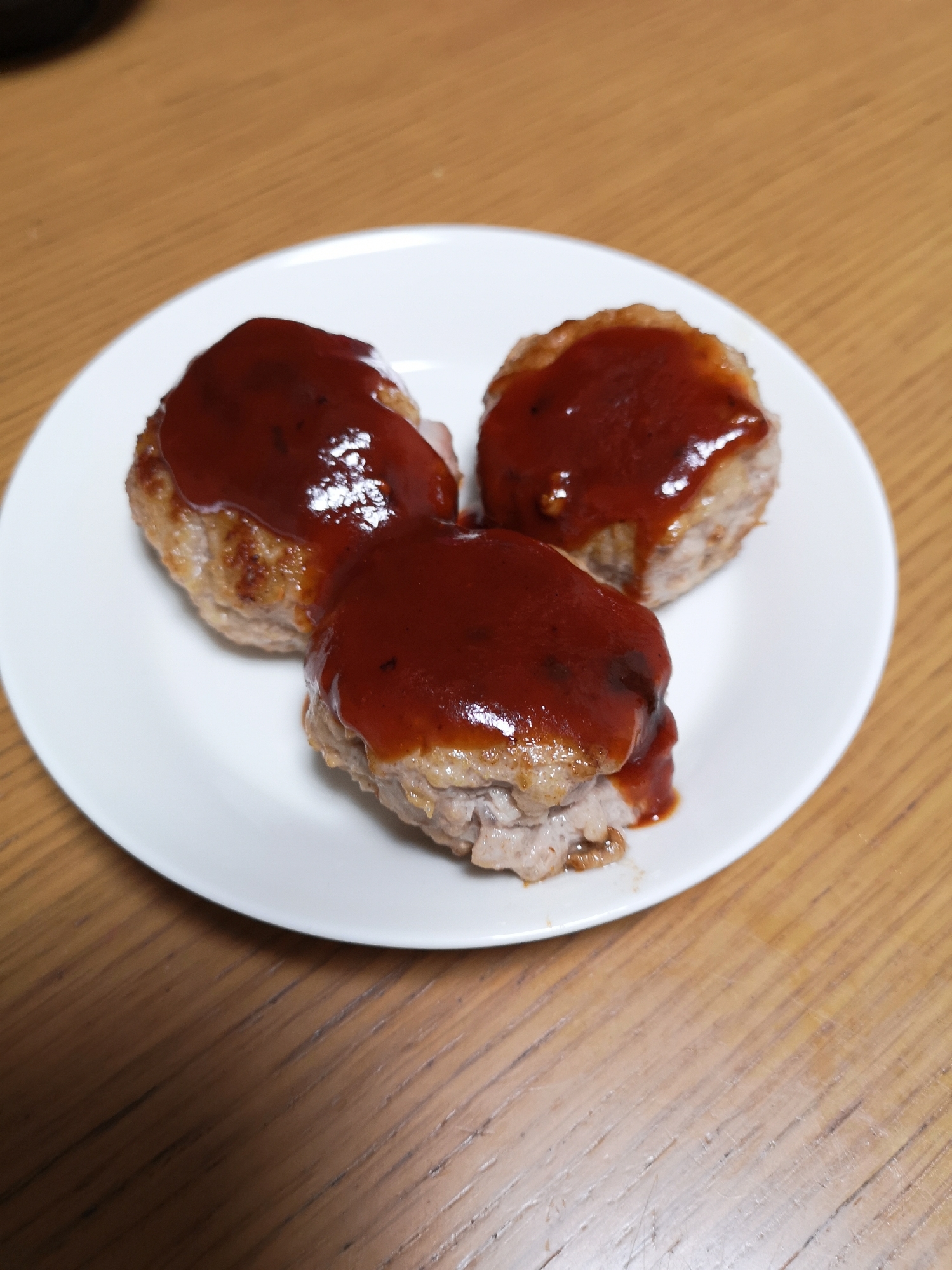 の 美味しい 作り方 ハンバーグ 肉汁たっぷりの美味しいハンバーグの焼き方、ポイントをご紹介！コツを押さえれば簡単♪