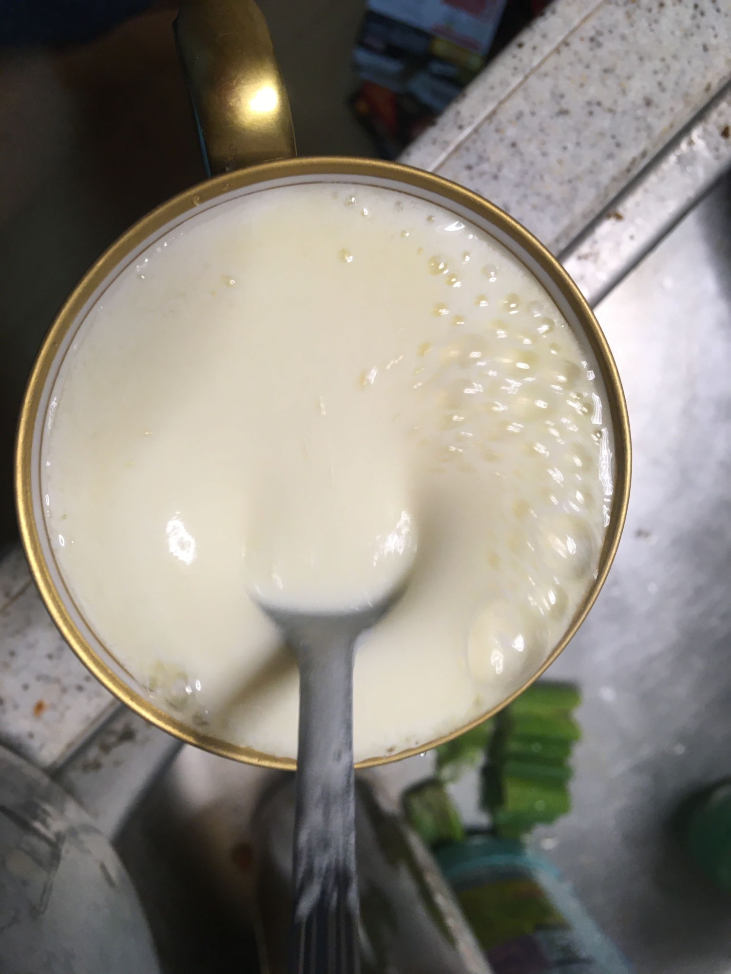 続一人暮らしのヨーグルトがないときの酸乳