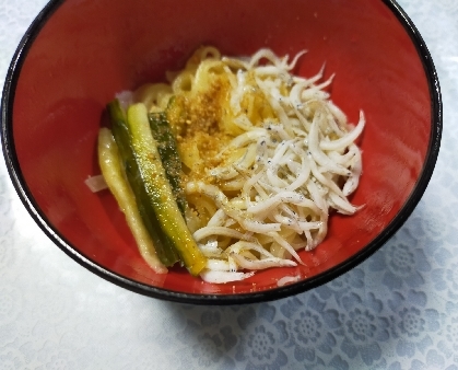 さっぱりしらすうどん