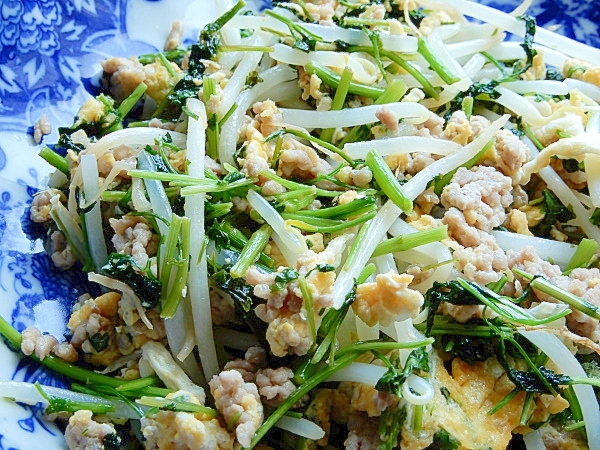 タイ料理的に パクチー炒め ナンプラー レモン レシピ 作り方 By ジョン リーバス 楽天レシピ タイ料理的に パクチー炒め ナンプラー レモン レシピ 作り方 By ジョン リーバス 楽天レシピ