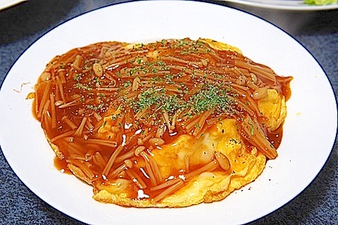 天津飯？のような、あんかけオムライス