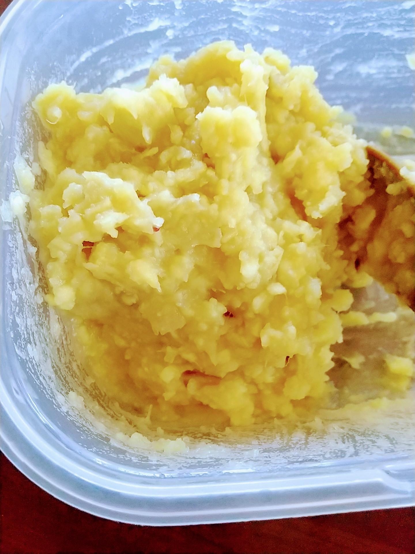 パンに乗せても レンジで さつま芋あん