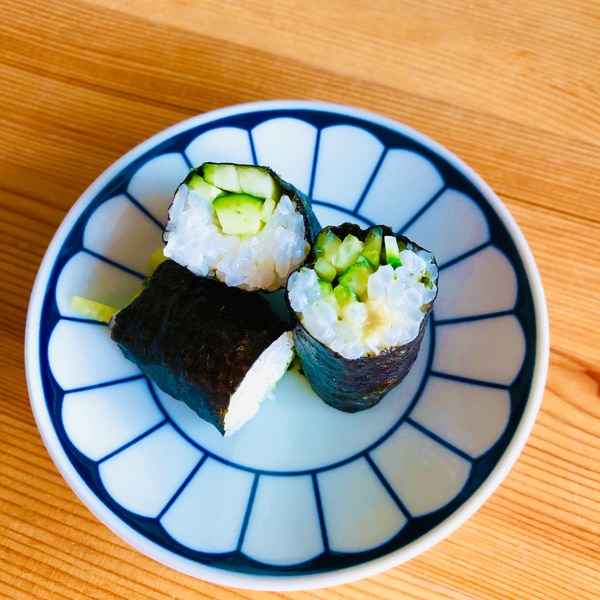 細巻き かっぱ巻き きゅうり巻き レシピ 作り方 By きのこのみみ 楽天レシピ 細巻き かっぱ巻き きゅうり巻き レシピ 作り方 By きのこのみみ 楽天レシピ