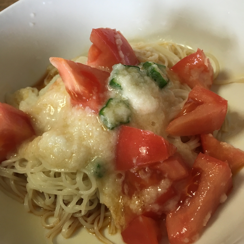 トマトと山芋の素麺