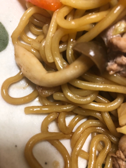 キャベツとピーマンの焼きそば