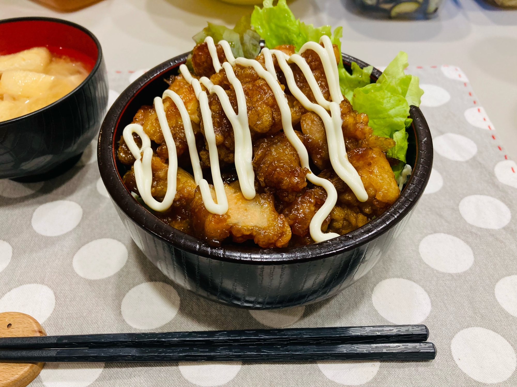 余った唐揚げで！ご飯が進む『からマヨ丼』