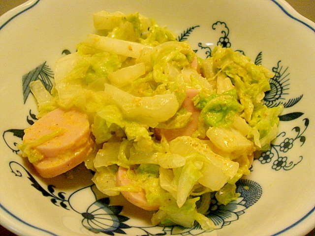 白菜と魚肉ソーセージのカレー胡麻マヨ和え