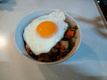 さつまいもえのきのこの肉無し栄養満点ロコモコ風