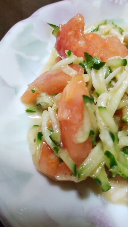きゅうりとトマトの中華ツナサラダ