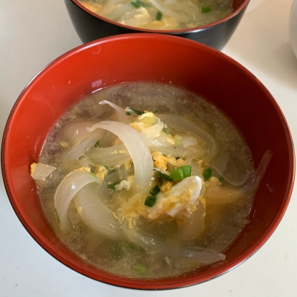 中華にぴったり！新玉ネギの卵スープ