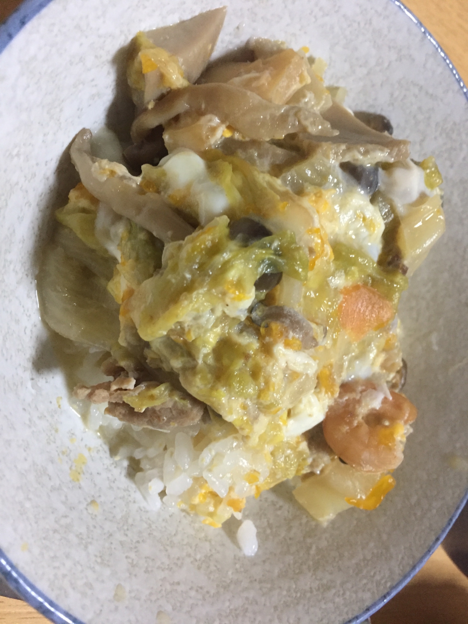 おでんの残り汁で白菜ときのこの中華丼