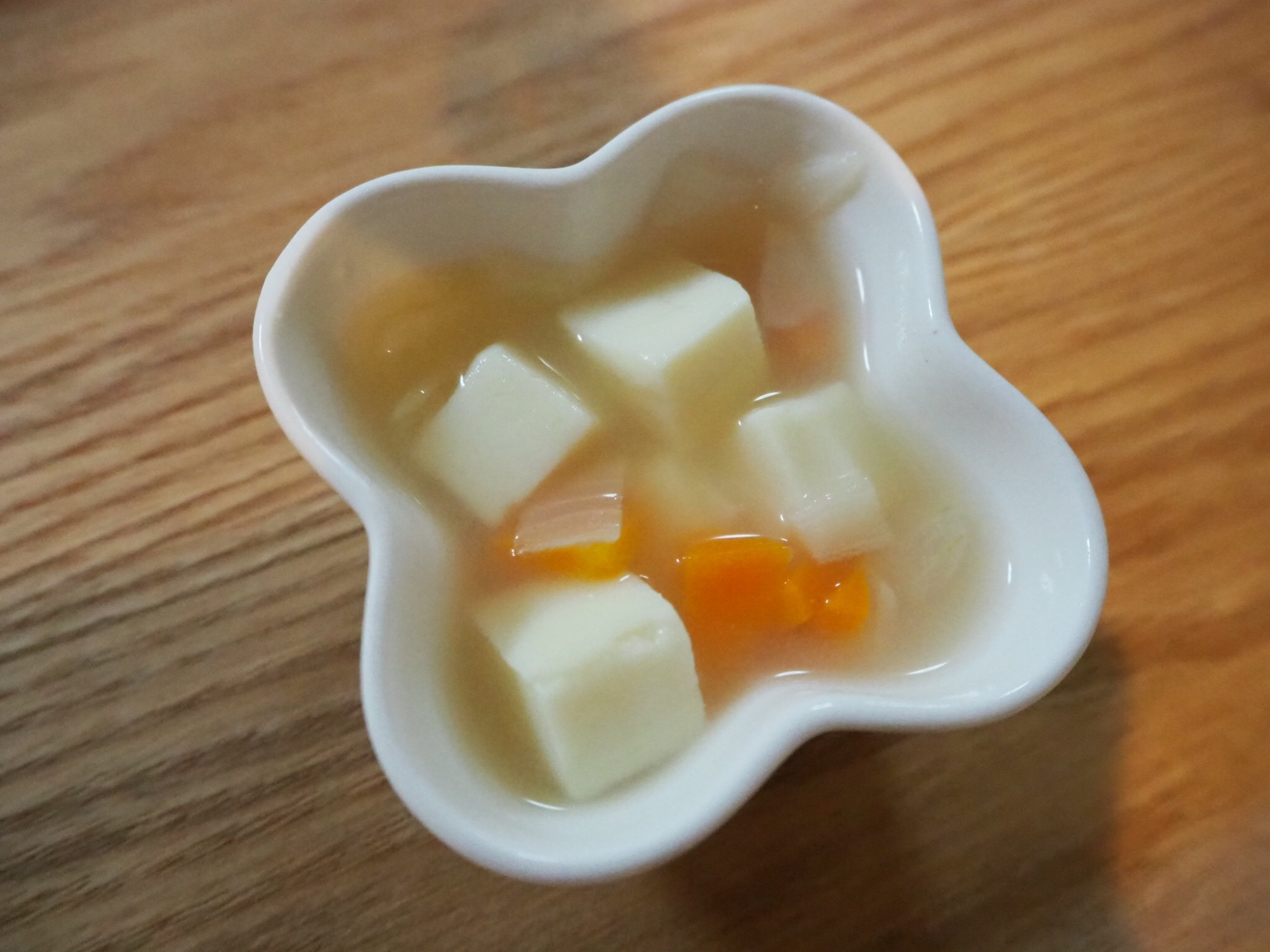 中期 離乳食 豆腐と野菜のお味噌汁 レシピ 作り方 By もにこ 楽天レシピ 中期 離乳食 豆腐と野菜のお味噌汁 レシピ 作り方 By もにこ 楽天レシピ