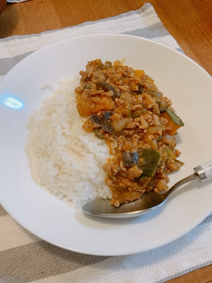 なすとトマトのミンチカレー♪