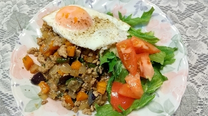 【ごはん】野菜がたっぷり 節約 ガパオライス