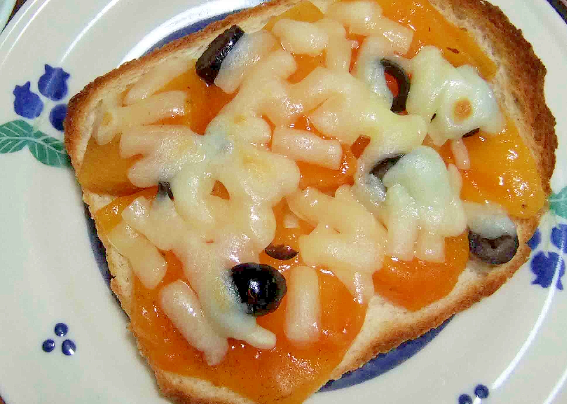 柿とチーズのトースト
