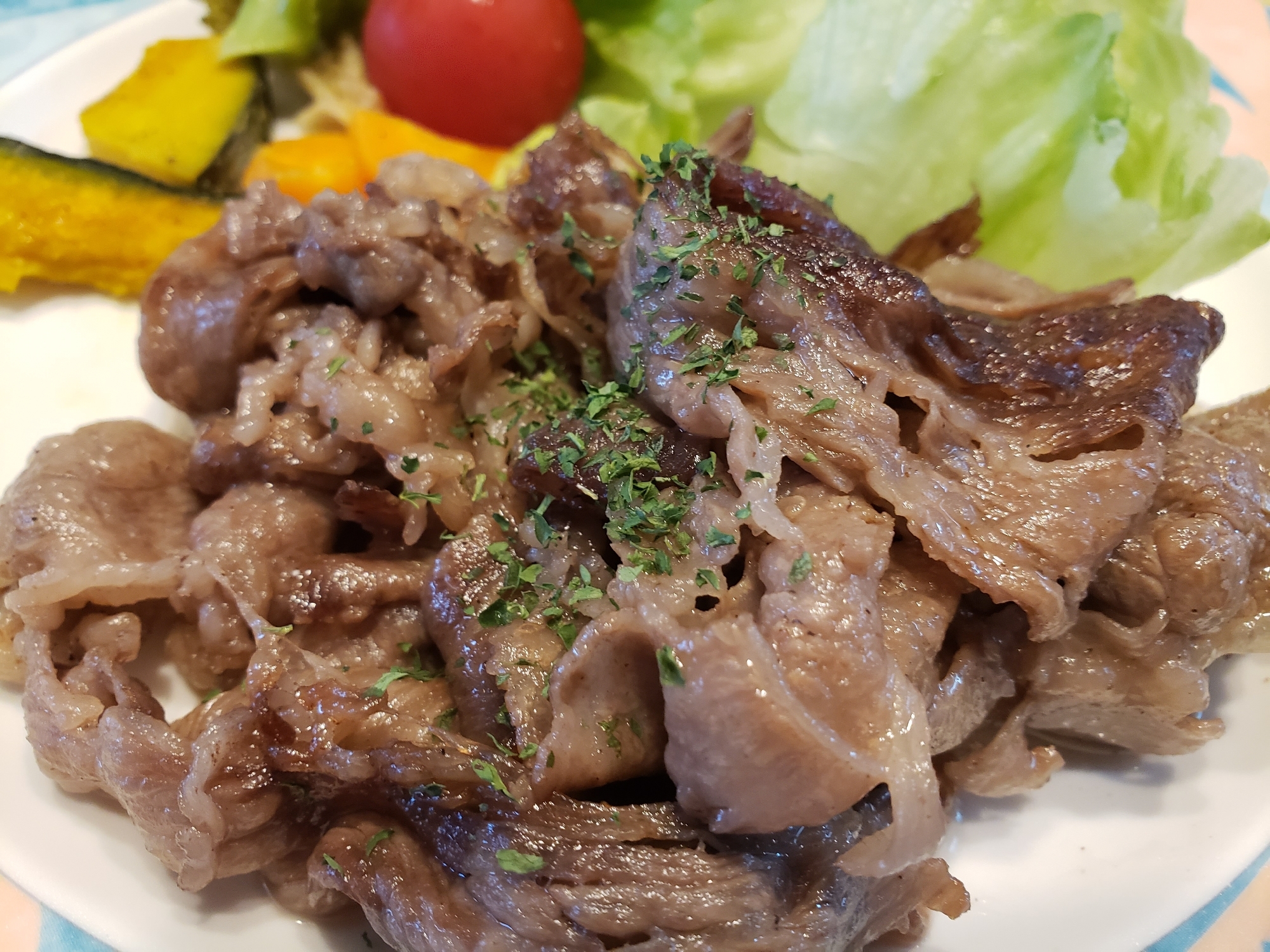 簡単絶品ご飯が進む薄切り牛肉のバターソテー♪