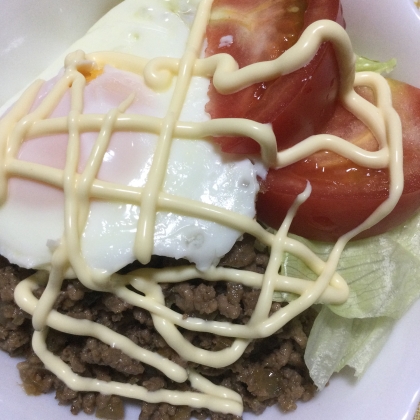 作り置きで♦ロコモコ風そぼろ丼