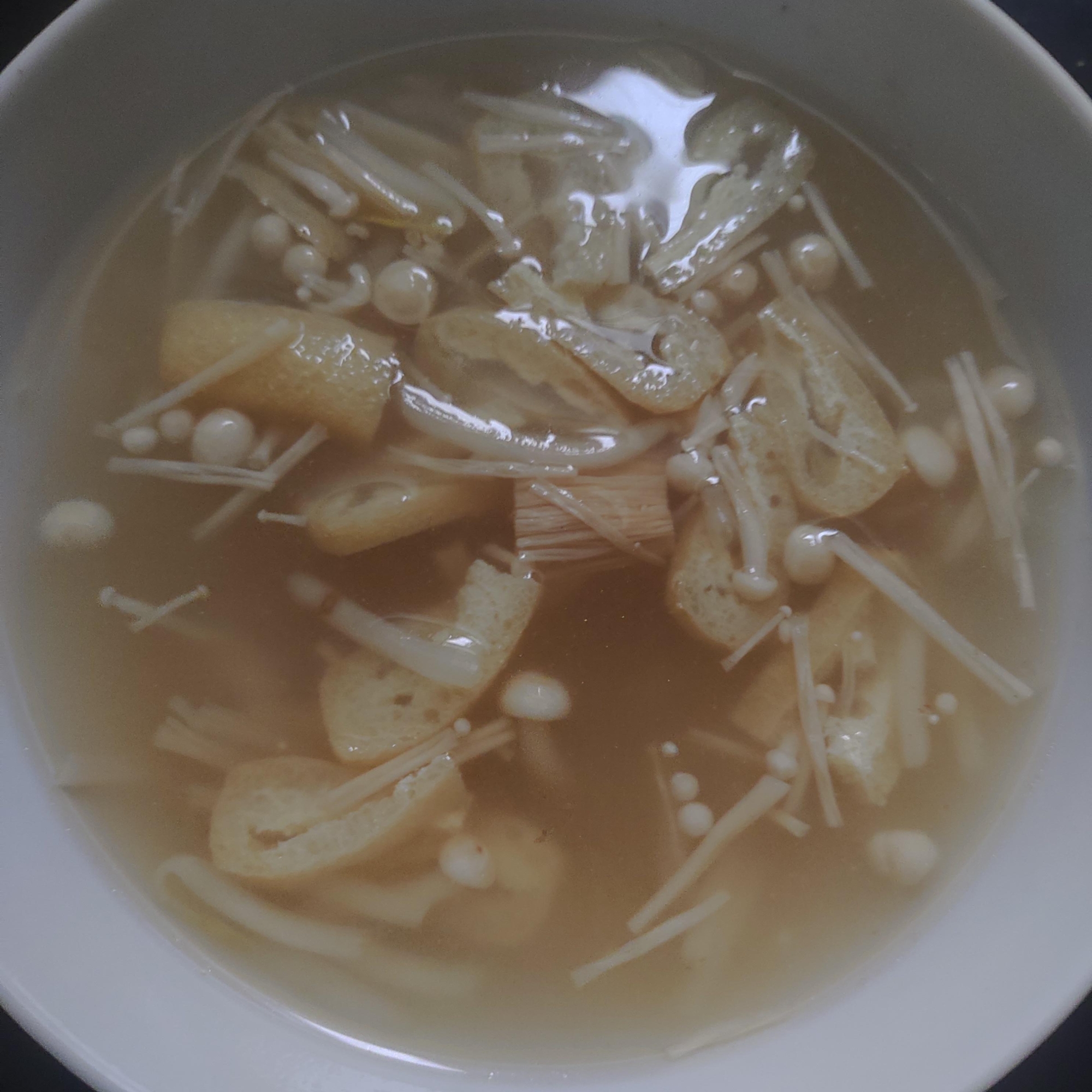 えのき 油揚げ もやし 味噌汁