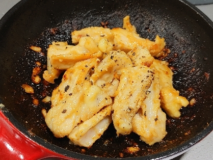 簡単おつまみ　鶏軟骨の味噌バター焼き