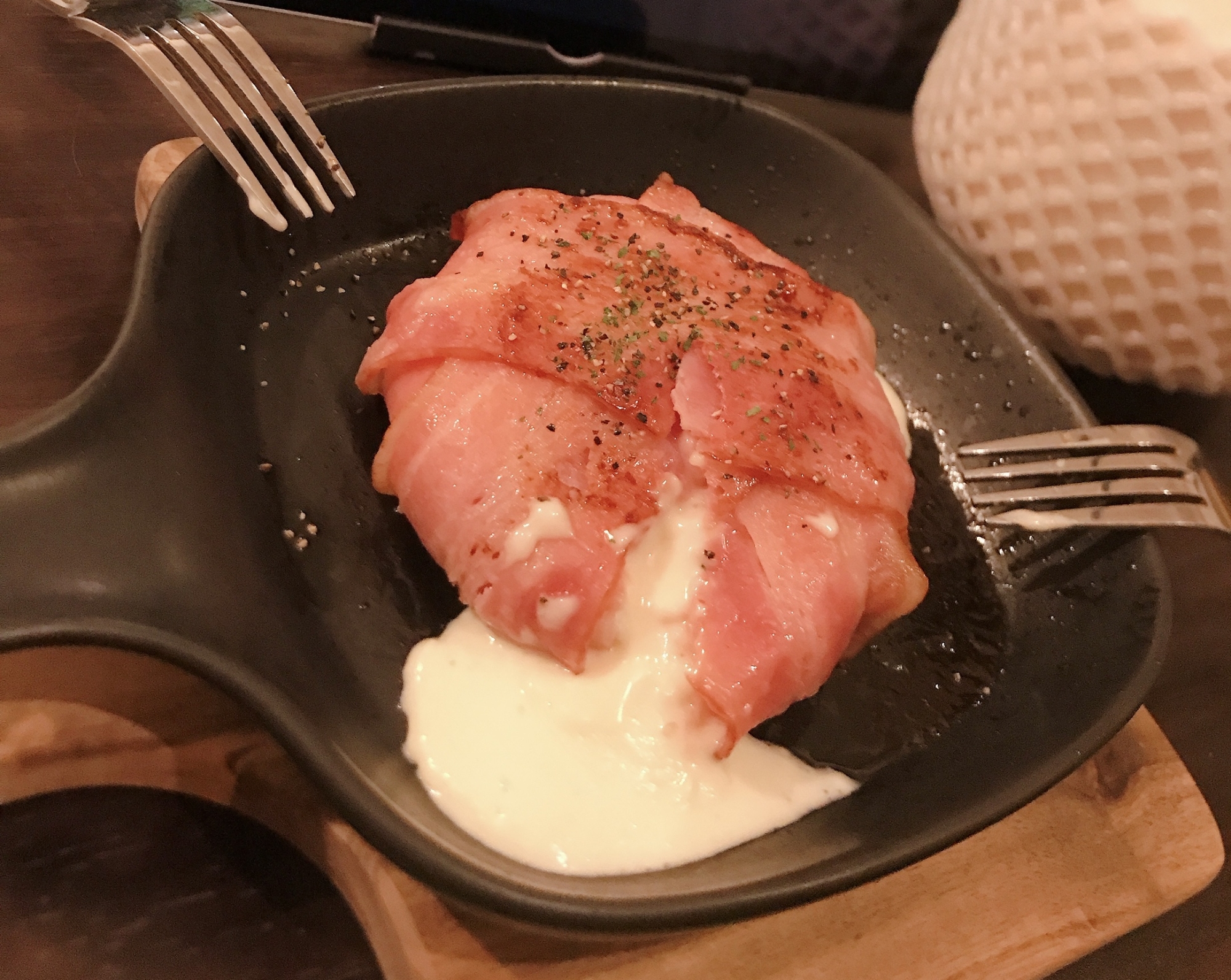 カマンベールのベーコン巻き