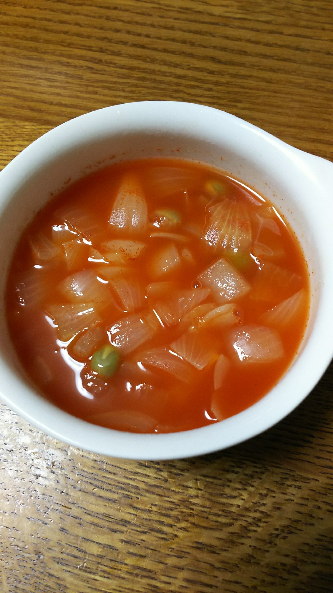 豆と新玉ねぎのトマトスープ