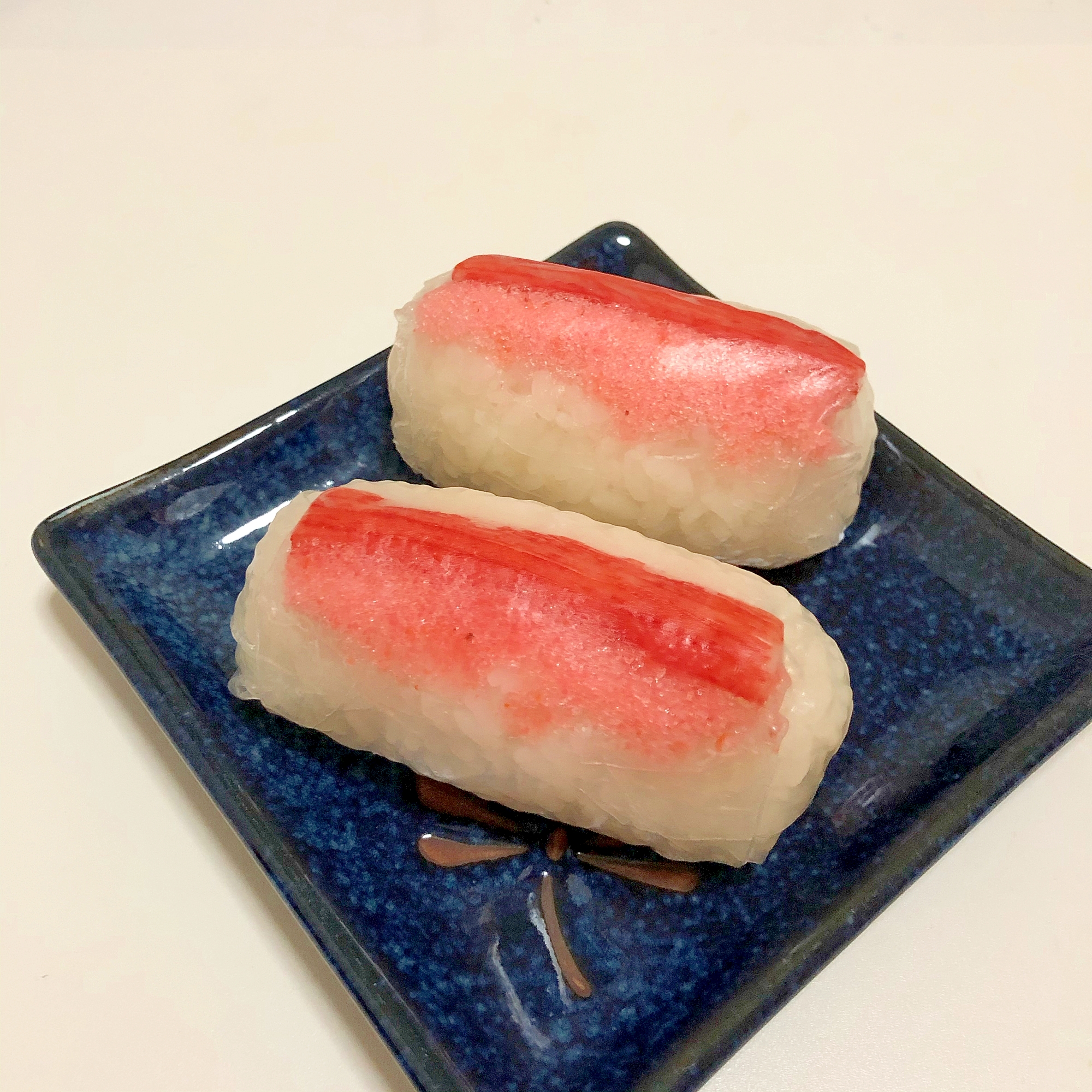 カニカマと桜でんぶのライスペーパー 巻き寿司♪