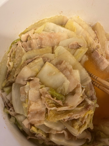 出汁が決めて！そのままで美味しいミルフィーユ鍋