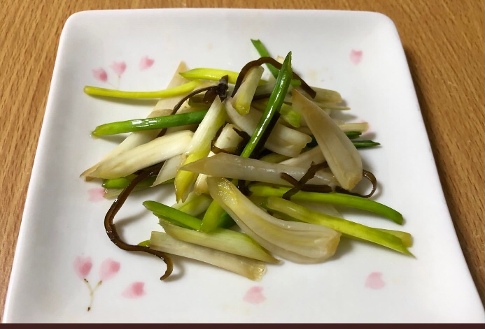 ノビルの塩昆布和え