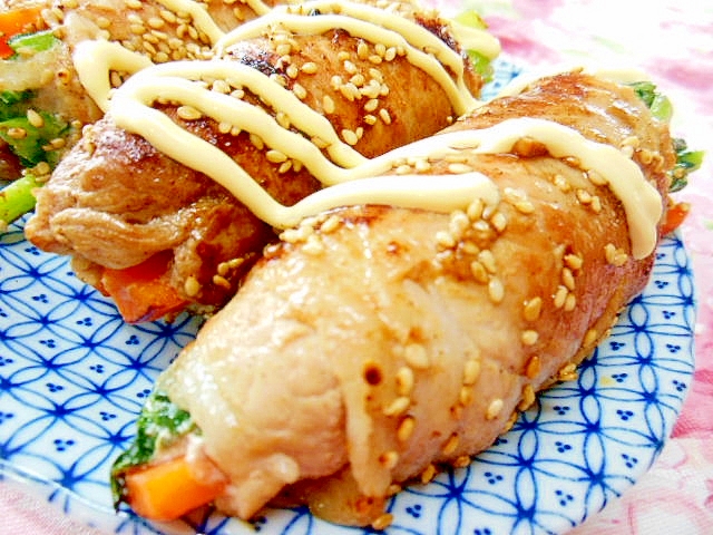 白味噌マヨｄｅ❤小松菜と人参の豚肉巻き❤