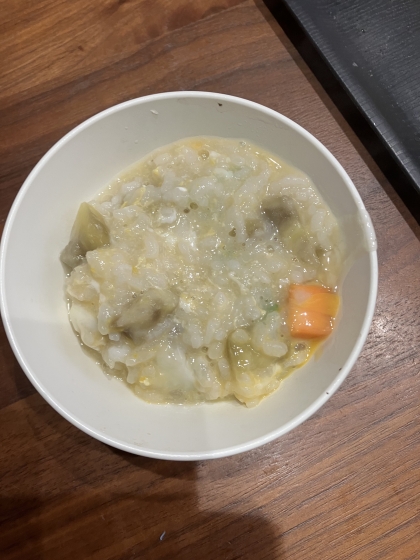 玉ねぎとしめじのオートミール雑炊☆