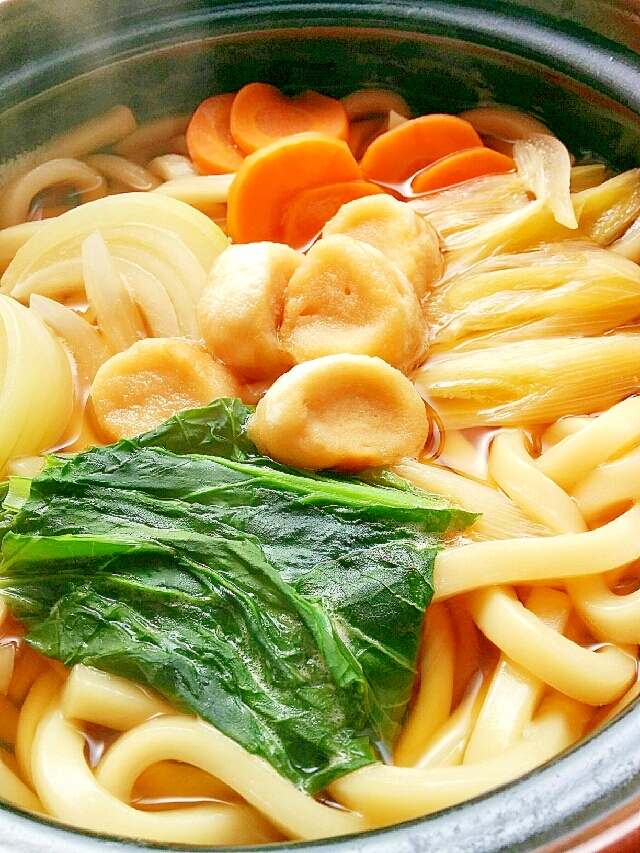 卵＆肉なしょ♪簡単⭐熱々鍋焼きうどん