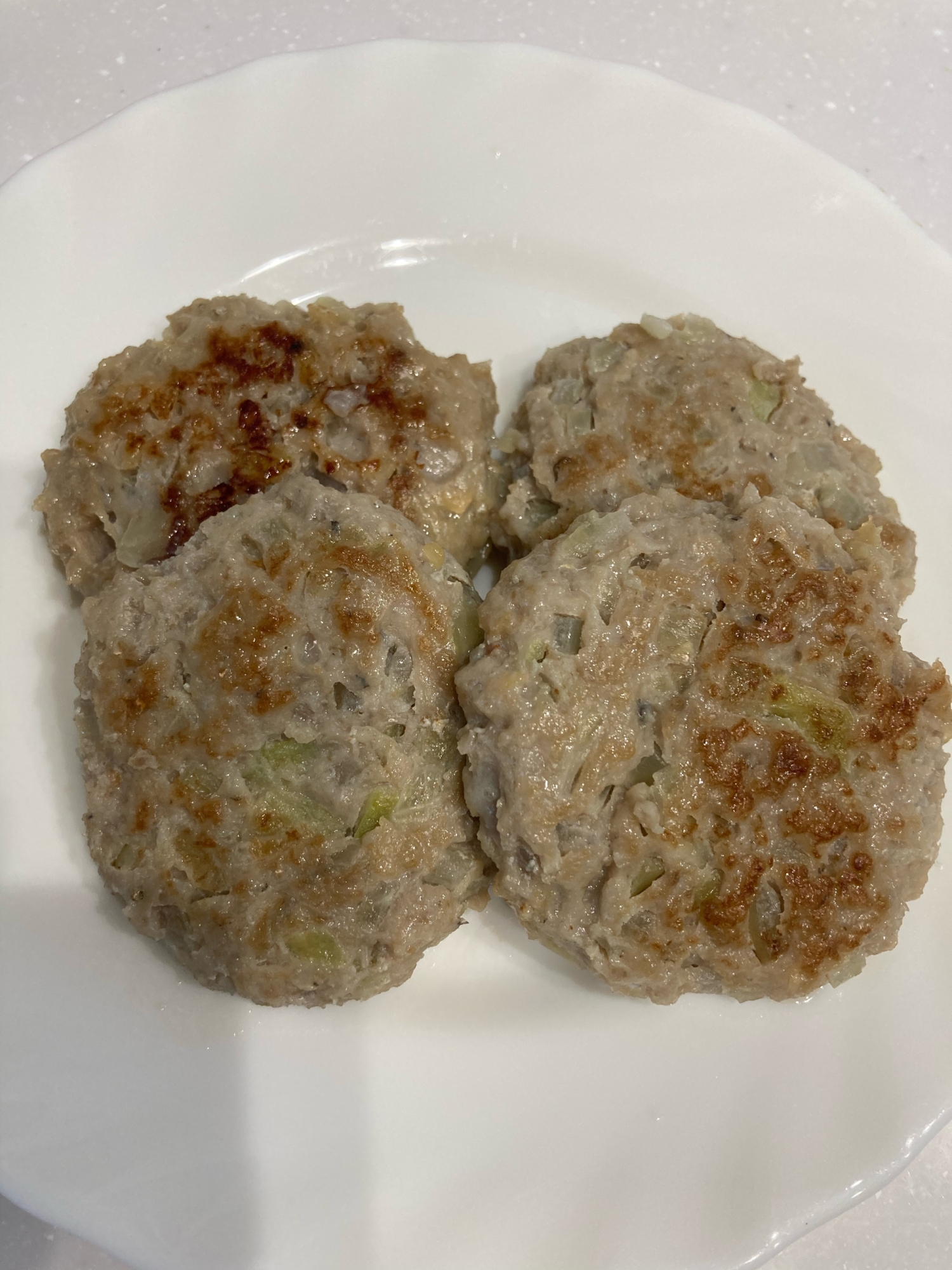 ホッケのすり身でハンバーグ レシピ 作り方 By ピクルス 楽天レシピ ホッケのすり身でハンバーグ レシピ 作り方 By ピクルス 楽天レシピ