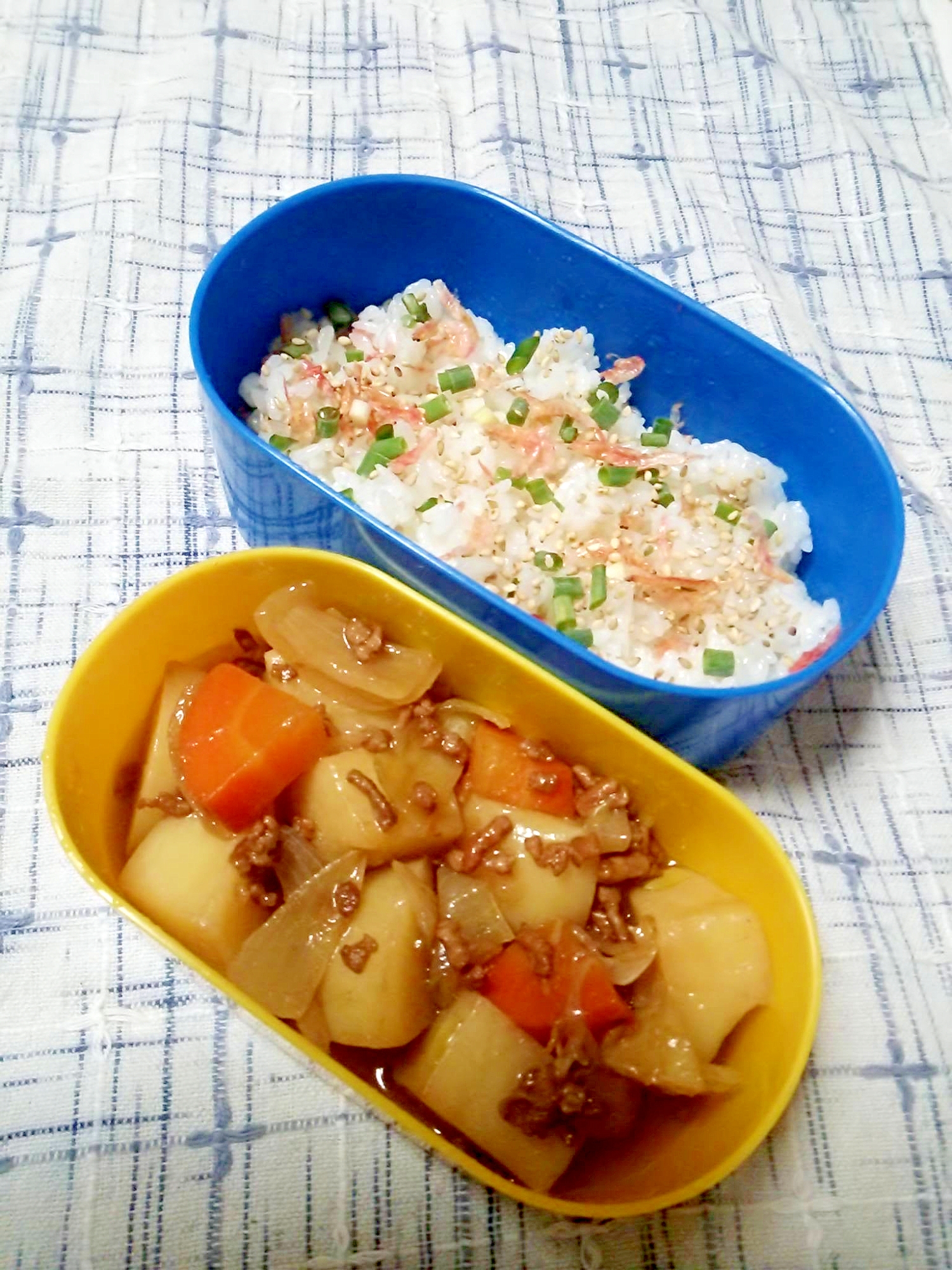 ☆肉じゃが＆桜海老混ぜご飯弁当☆