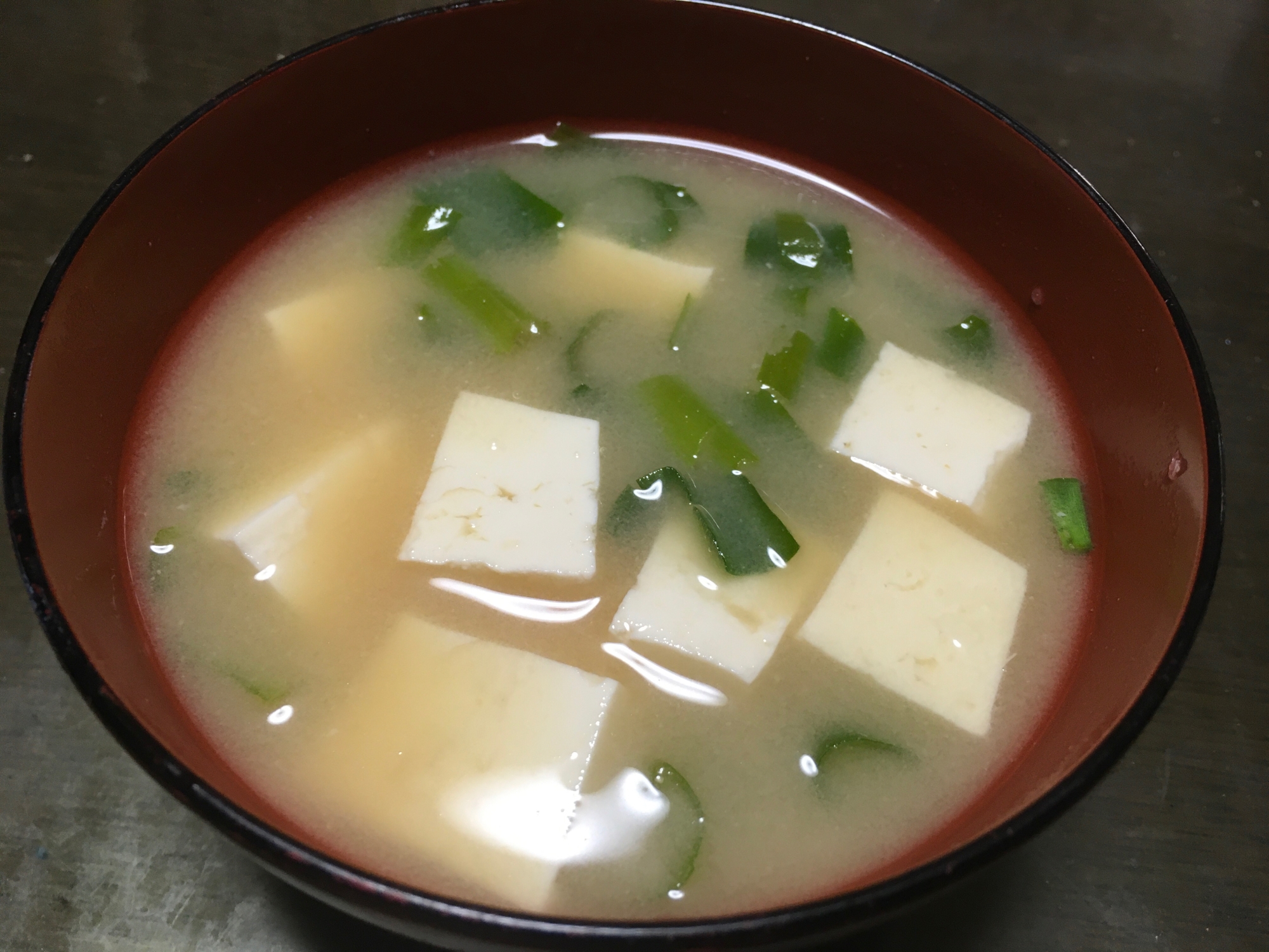 ネギと豆腐のお味噌汁