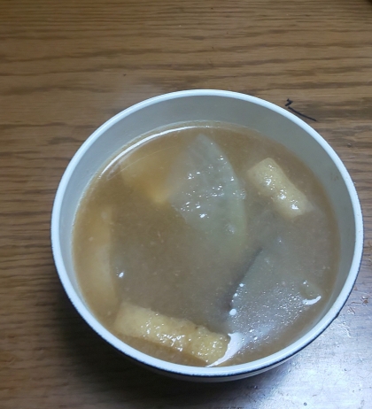 食物繊維たっぷり☆ごぼうと油揚げのみそ汁