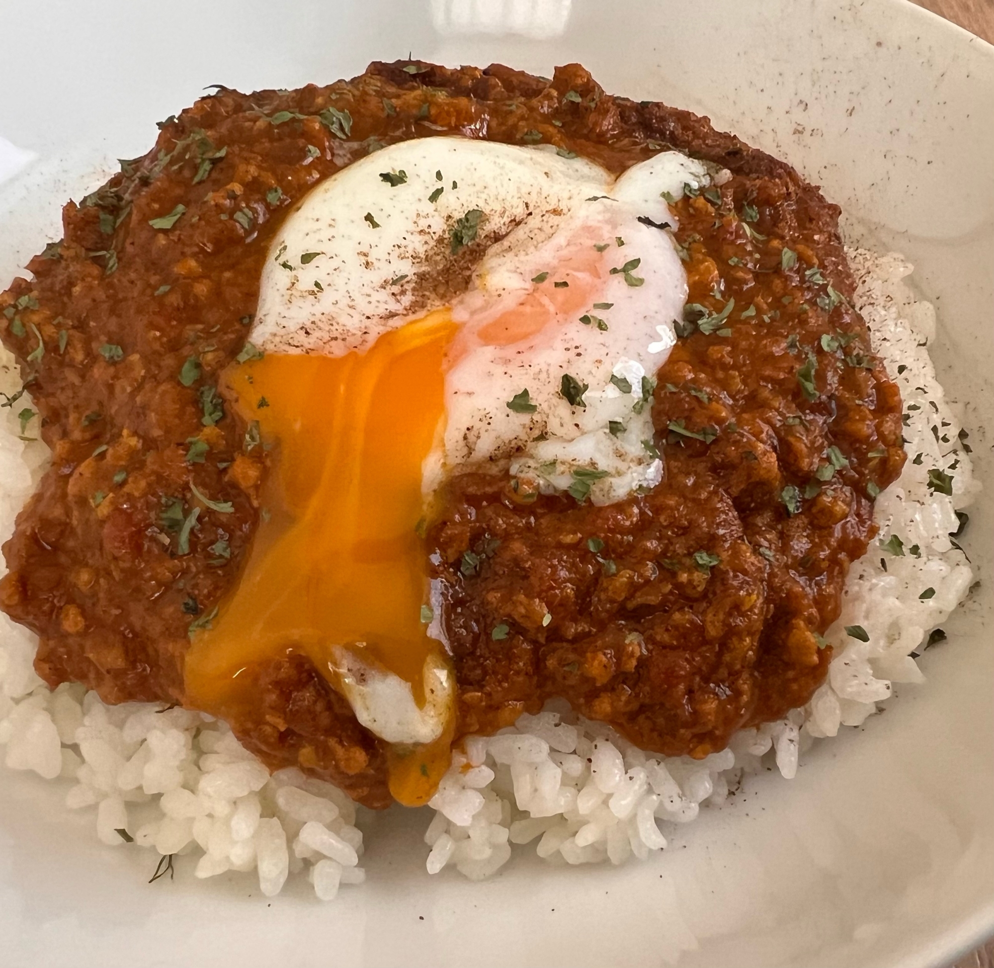 簡単&時短！赤缶カレー粉で作る本格スパイスカレー