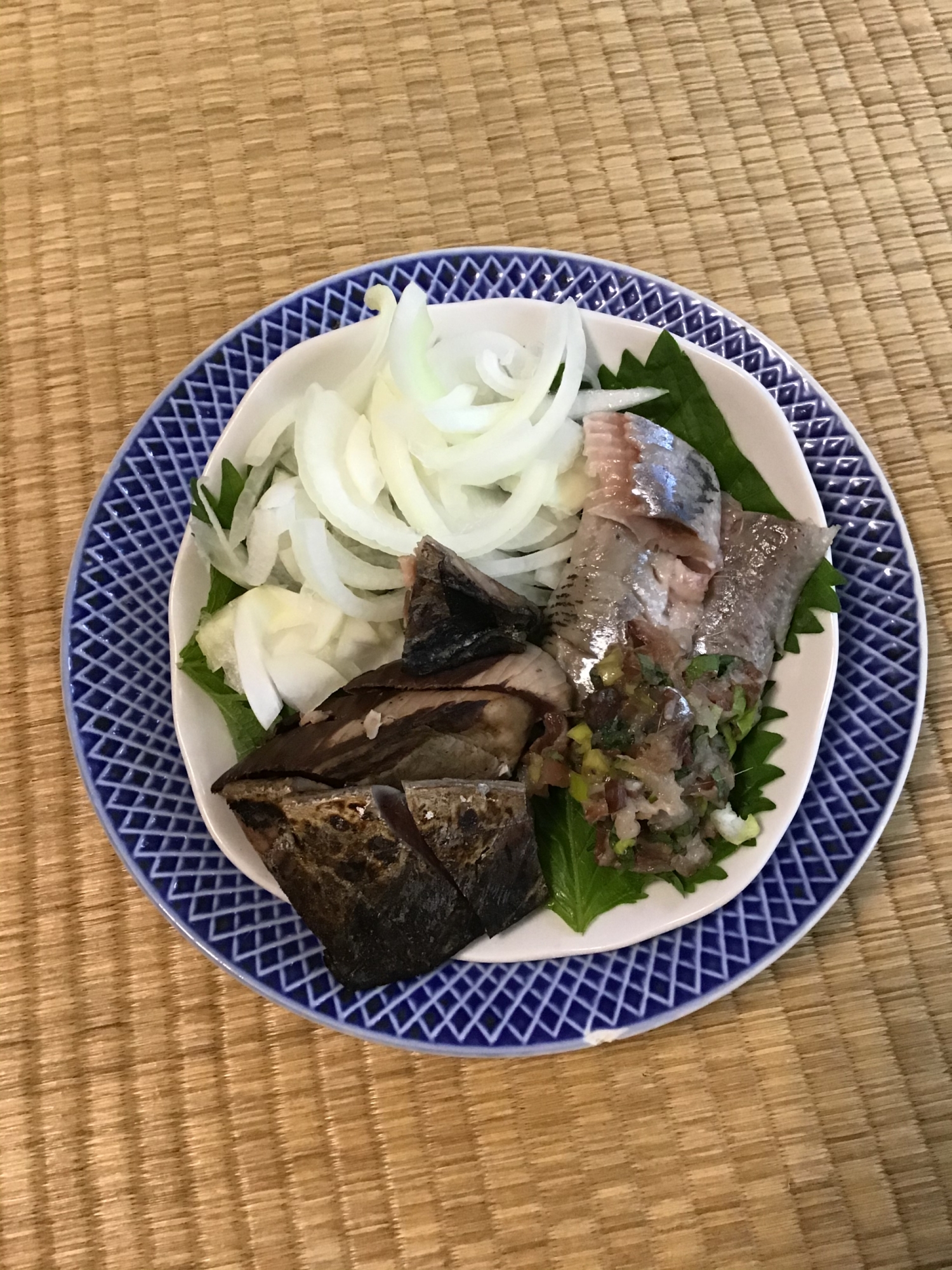 カツオのタタキとイワシの刺身とタタキの盛合わせ レシピ 作り方 By とりあえず乾杯 楽天レシピ カツオのタタキとイワシの刺身とタタキの盛合わせ レシピ 作り方 By とりあえず乾杯 楽天レシピ