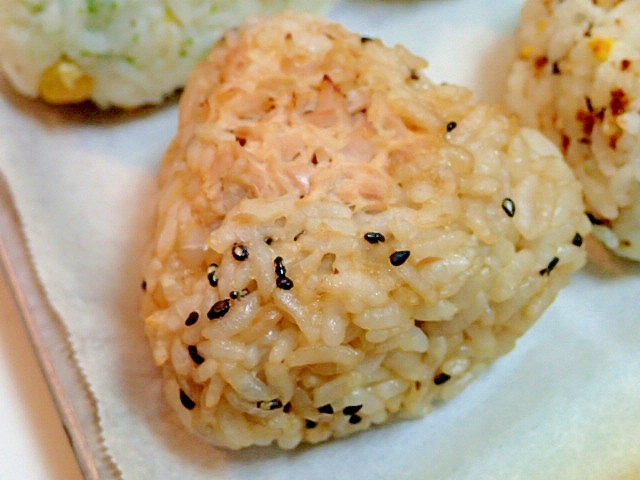 ＣＯで　ツナタル入り焼きおにぎり