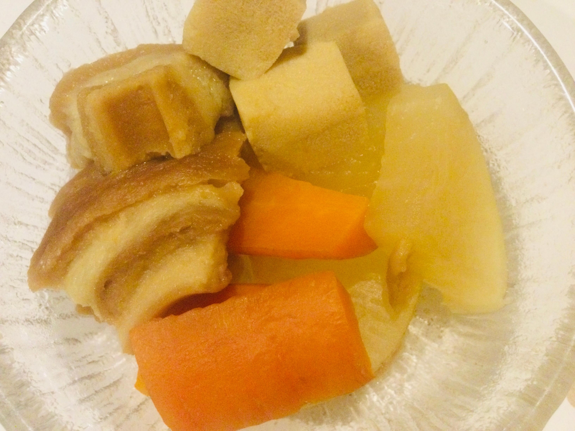麩と高野豆腐と根菜の煮物