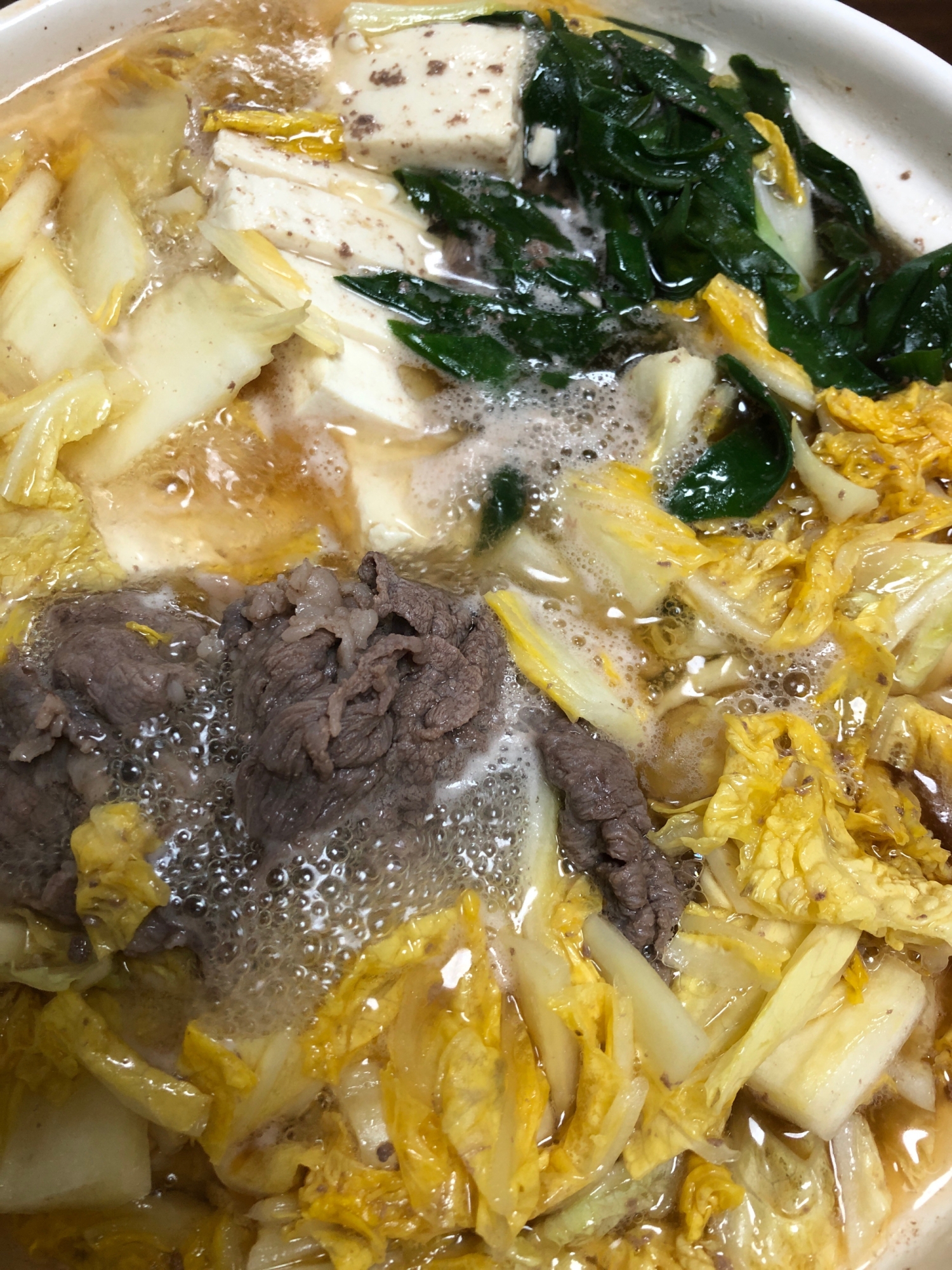 白菜と牛肉のごま油鍋