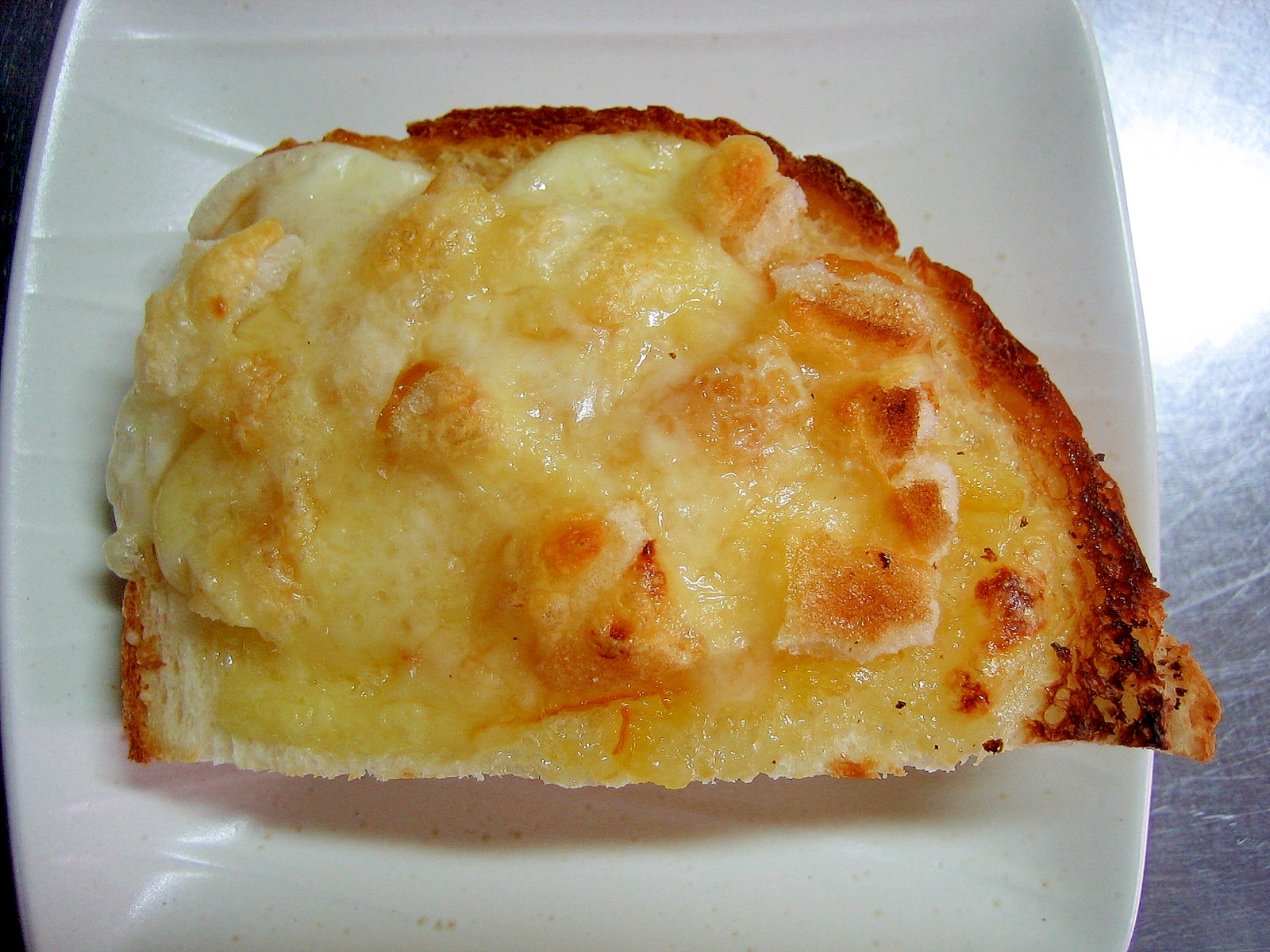 マーマレード＆塩せんべいのチーズトースト