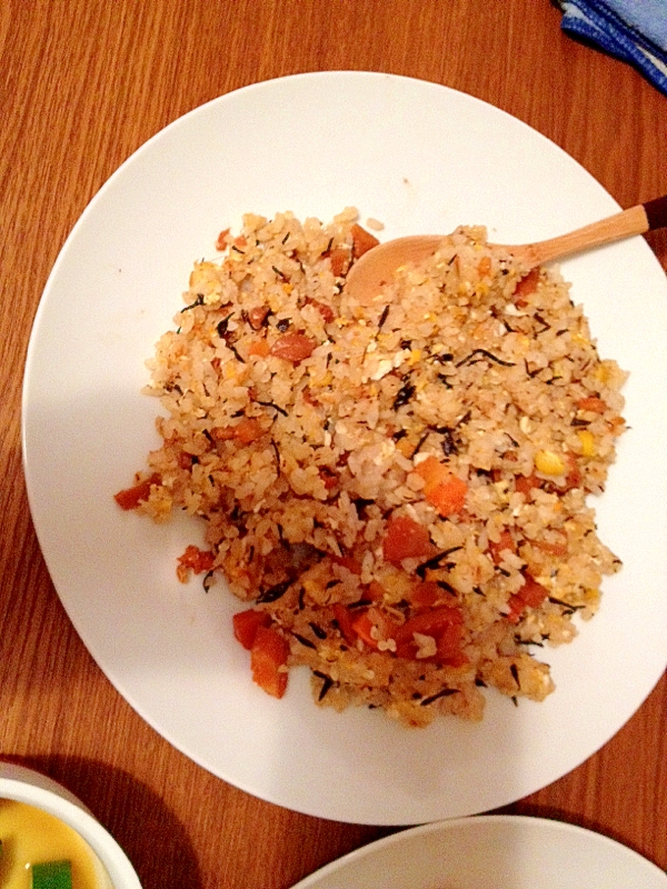 離乳食☆ヒジキの煮物リメイク！人参とヒジキの炒飯
