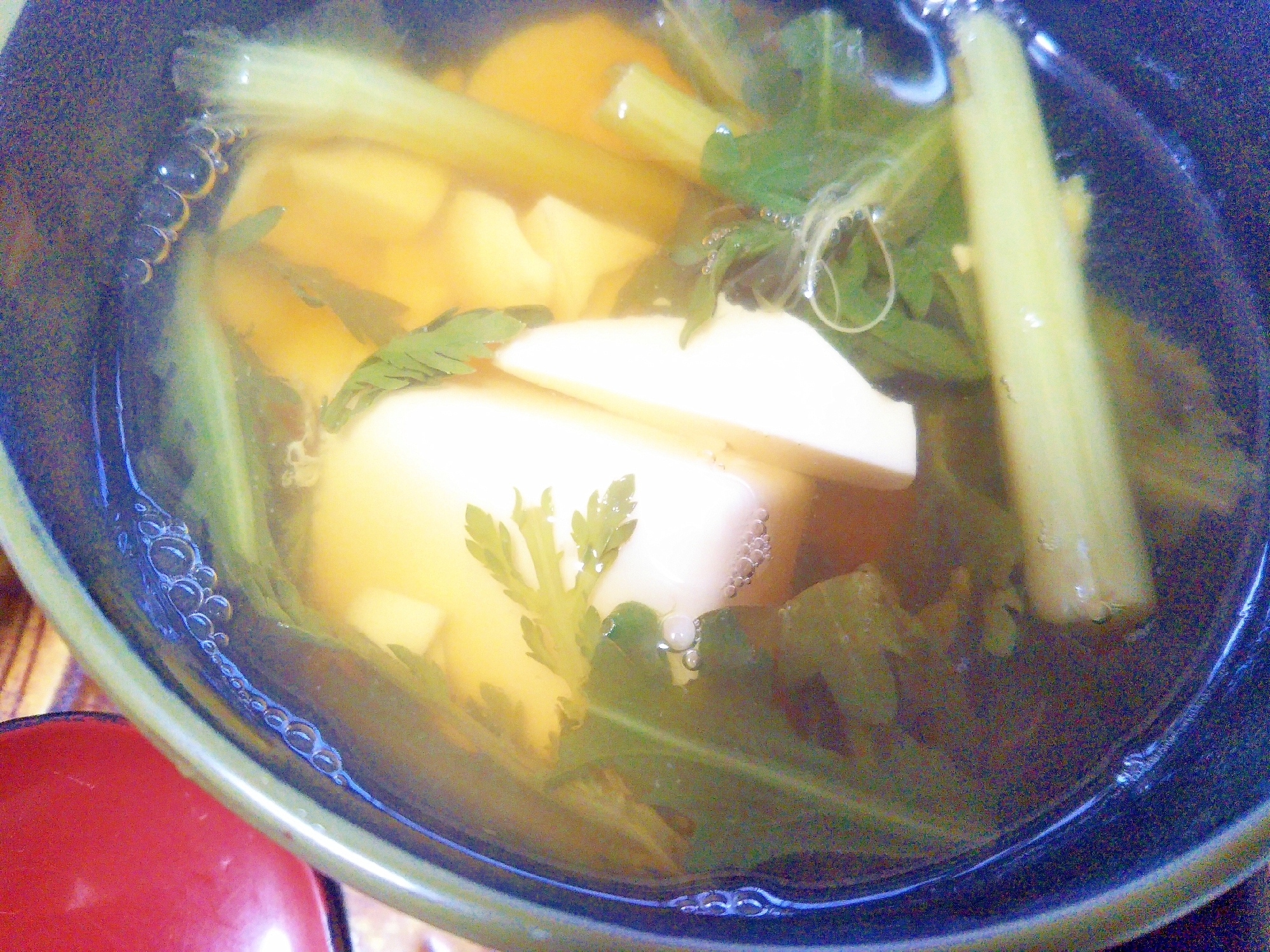豆腐＆春菊の比内鶏スープ